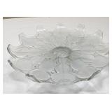 Vtg Sunflower Pedestal Cake-13 Inches