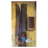 2 Machetes/ Punch Set