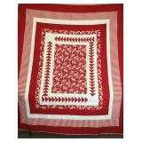 Beautiful Red/White 'Hawaii' Pattern Quilt