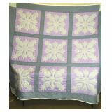 Unbelievable Hawaiian Style 'Pineapple' Quilt