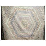 Beautiful Hexagon Pattern Quilt 90x105 In
