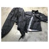 Men's Two-Piece Rain Suit Size 2XL