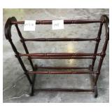 Traditional Wooden Quilt Rack 27x31