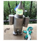 Tin Can Robot & Metal Gecko Art