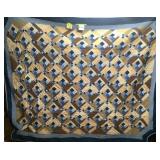 Pretty Geometric Patchwork Quilt 80x72