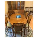 Beautiful Vtg Dining Set w/ 6 Chairs
