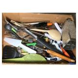 Assorted Kitchen Utensil Lot
