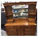 Vtg Lea Furniture Dresser w/ Hutch