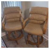 Douglas Casual Living swivel bar stools with a