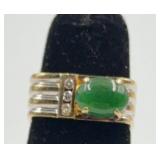 18k gold jade square ring.