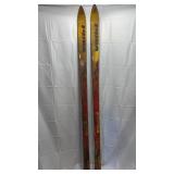 Vtg Vï¿½lkl snow skis SLC P20