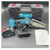 Yongic mini chainsaw