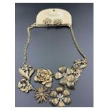 Vtg 18ï¿½ Parati bib necklace & earrings