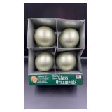 Mouth-Blown glass ornaments