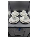 Gibson Everyday White w/ gold trim 4 place set