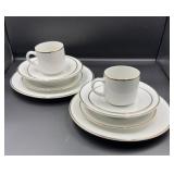 Gibson Everyday white w/ gold trim 2 place set