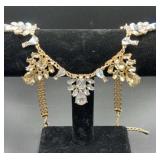 Vintag-style statement necklace. 20'