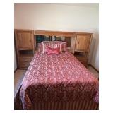 Queen Bedroom Set  Oak Bridge Headboard with