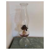ANTIQUE CLEAR GLASS OIL/KEROSENE LAMP W/