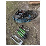 Yard sprinklers & 4 lengths of hose