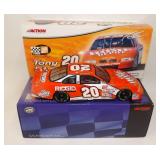 #20 Tony Stewart 1:24 Stock Car 2000 Pontiac
