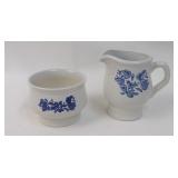 Pfaltzgraff Yorktowne Cream & Sugar Set