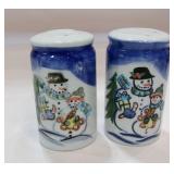 Large Scenic Snowman Couple