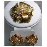 Gold Tone Rhinestone Flower Brooch & Clip Earrings