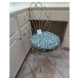 Vtg Gold Tone Vanity Chair