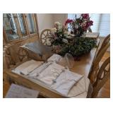 Table Cloths, Place Mats, Napkins, etc