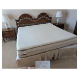 King Bed, VTG Wood Headboard, Adjustable Base