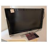 Vizio TV w/ Remote VX37L HDTV10A