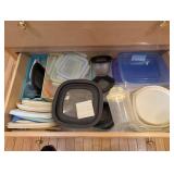 Kitchen Linens, Supplies & Food Storage(3 Drawers)