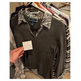 Wms Sz M/L/12 Brand Name Long Slv Shirts