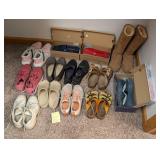 Women's Casual Shoes approx sz 7