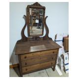 Antique/VTG Federal Style Walnut Dresser w/ mirror