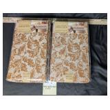 Acorn Jacquard Tablecloth x 2