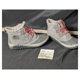 Kids Sz 3 Sorel Waterproof Gray Boots