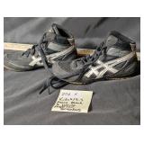 Kids sz 19.5 Asic Black & White High Top Sneakers