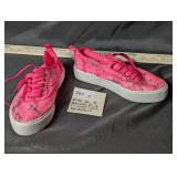 Womens sz 3 Stevie's Pink Flower Lace Sneakers
