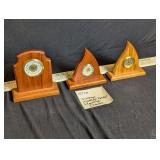 VTG Wooden Desk/Mantle Clocks