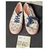 Kids Sz 13 Old Navy Pink Anchor Sneakers
