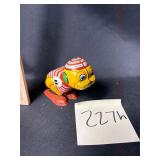 Vintage Yoneya/Yone tin lithograph monkey toy