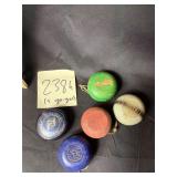 Lot of vintage yo-yos, Duncan Professsional, etc