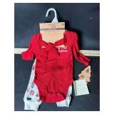 NWT 0-3m Girl's Christmas outfit w/ bow
