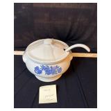 Pfaltzgraff Soup tureen