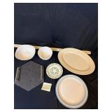 Lot of misc kitchenware, bowls, etc