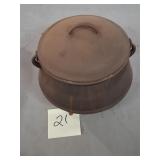 Vintage cast iron Dutch oven