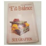 Sue Grafton 1st Edition 'E' is For Evidence Book