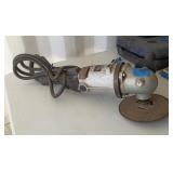 Black Decker 7'-9' Right Angle Grinder